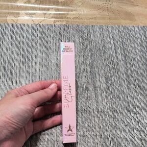 Jeffree Star Supreme Gloss in Soft Pink